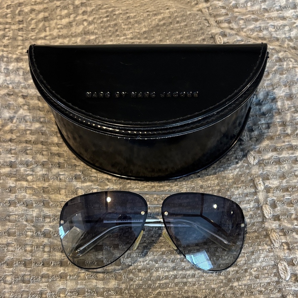 Marc By Marc Jacobs Black Aviator Sunglasses with Case